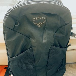 Osprey Farpoint 40L Travel Backpack